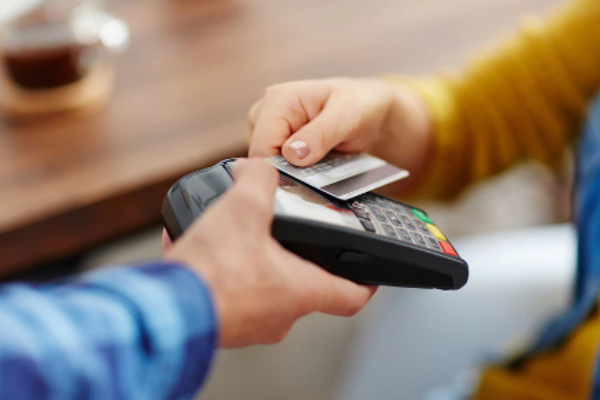 瑞银信POS机是大机器好还是小机器好?